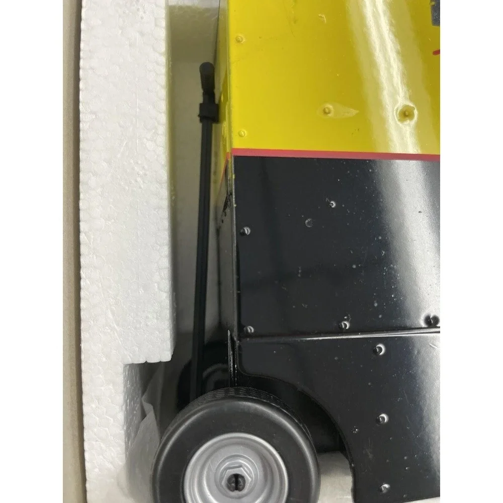 Joe Nemecheck Meineke RCI Action Pit Wagon Die Cast Bank 1 of 2508